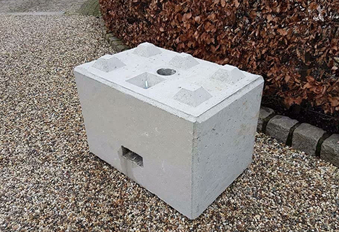 betonblokken huren en verhuren Tentertainment. Anker en verankeren van stretchtenten.